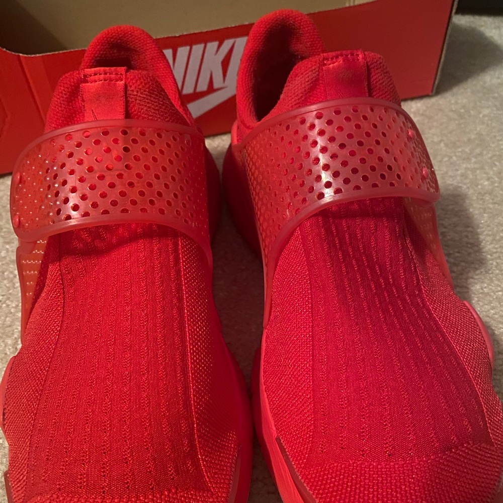 Nike Sock Dart